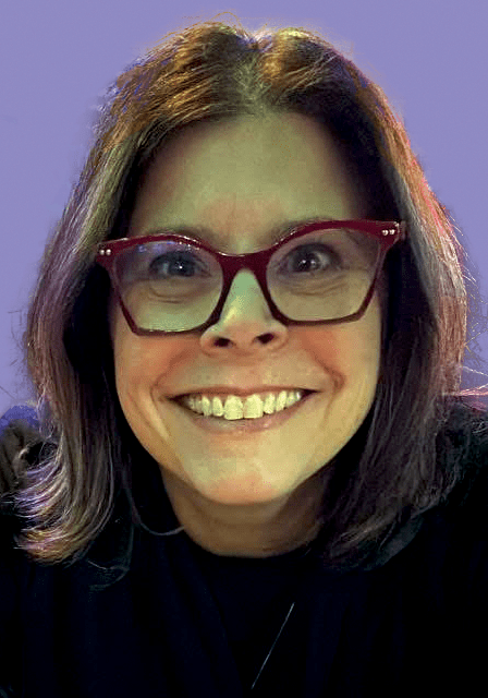 Sarah_Hwang_Headshot